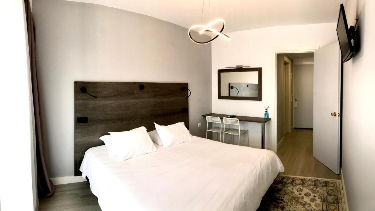 סאמוס Hotel Anthousa מראה חיצוני תמונה