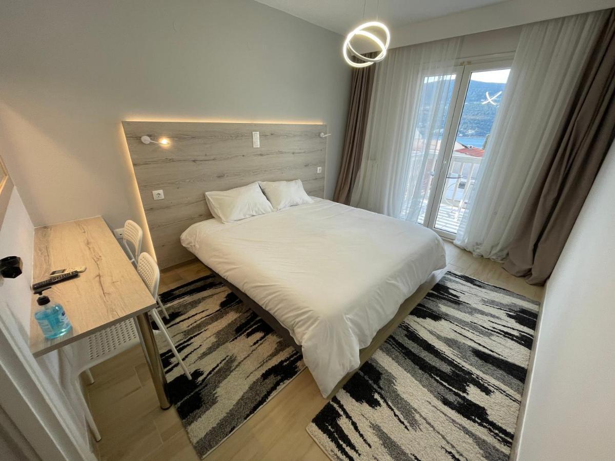 סאמוס Hotel Anthousa מראה חיצוני תמונה